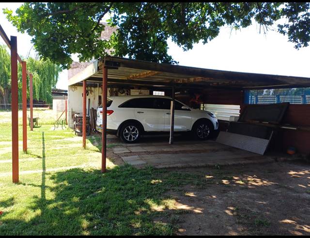 4 BEDROOM HOUSE TO LET IN NELSONIA